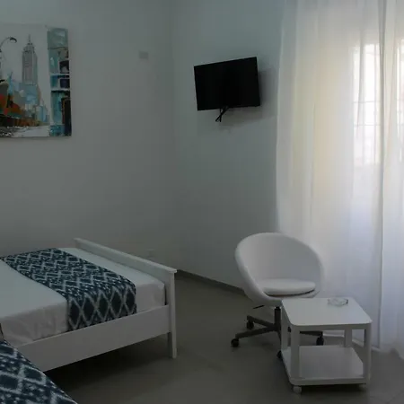 Πανσιόν La Casa Dell'emigrante Γκαέτα