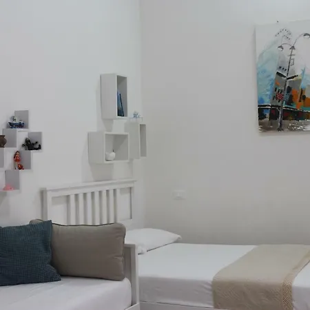 Πανσιόν La Casa Dell'emigrante Γκαέτα